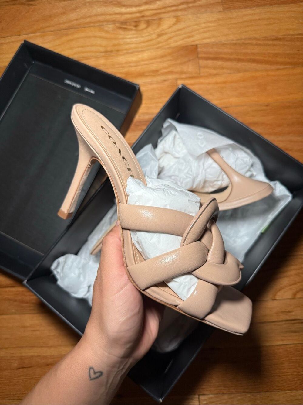 Coach | Kellie Sandal